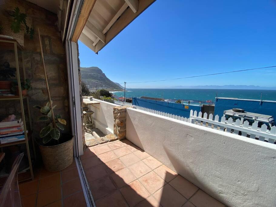 The Whalespotter On The Sea Villa Cape Town Exterior photo